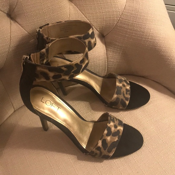 LOFT Shoes - Ann Taylor Loft Animal Print Heel - Size 6.5 (EUC)